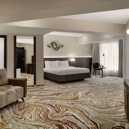 Ramada By Wyndham Bucharest Otopeni Airport Extérieur photo