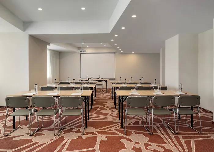 Ramada By Wyndham Bucharest Otopeni Airport