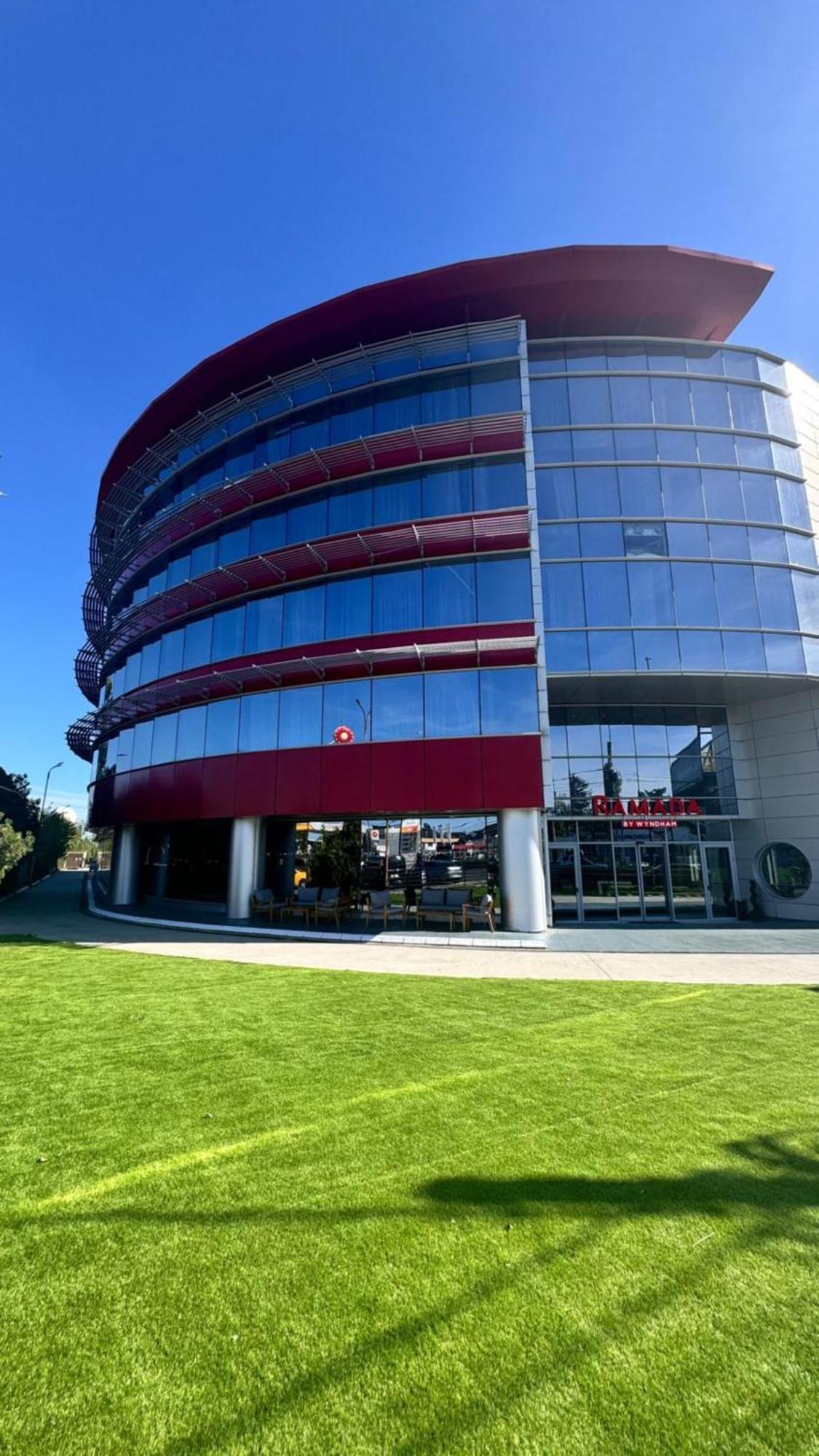 Ramada By Wyndham Bucharest Airport 4* Otopeni