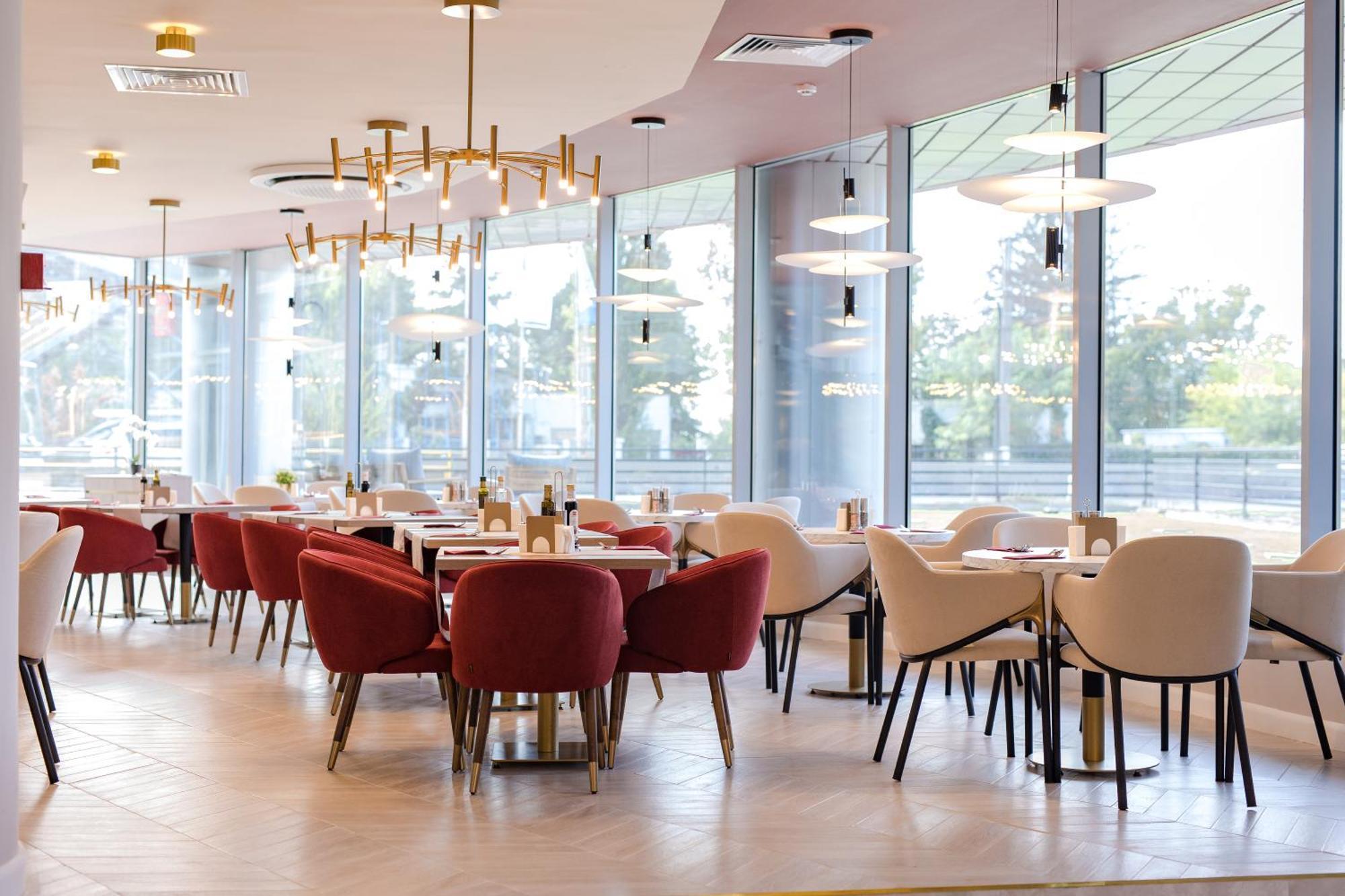 Hotel Ramada By Wyndham Bucharest Airport