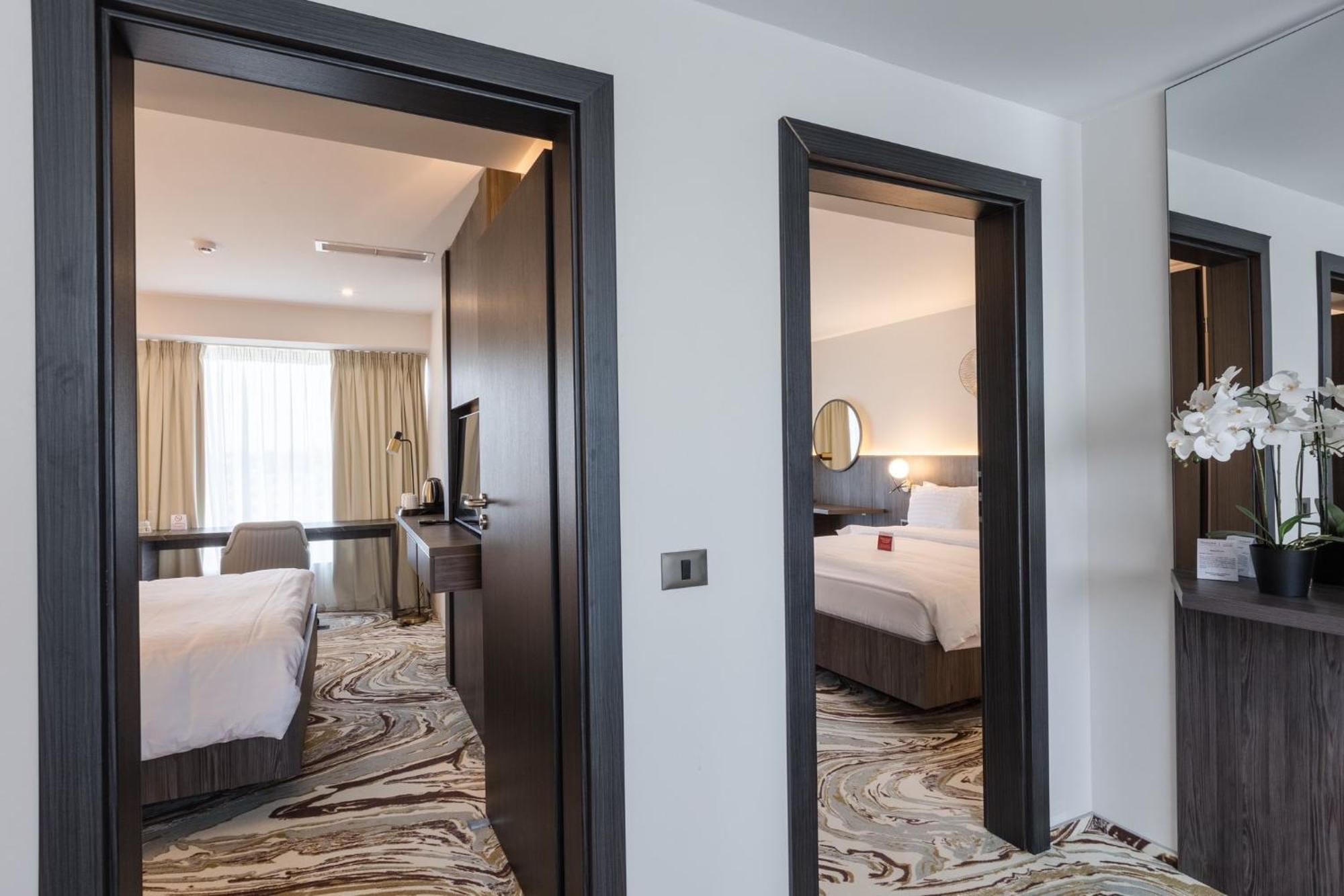 Ramada By Wyndham Bucharest Airport Hotel 4*