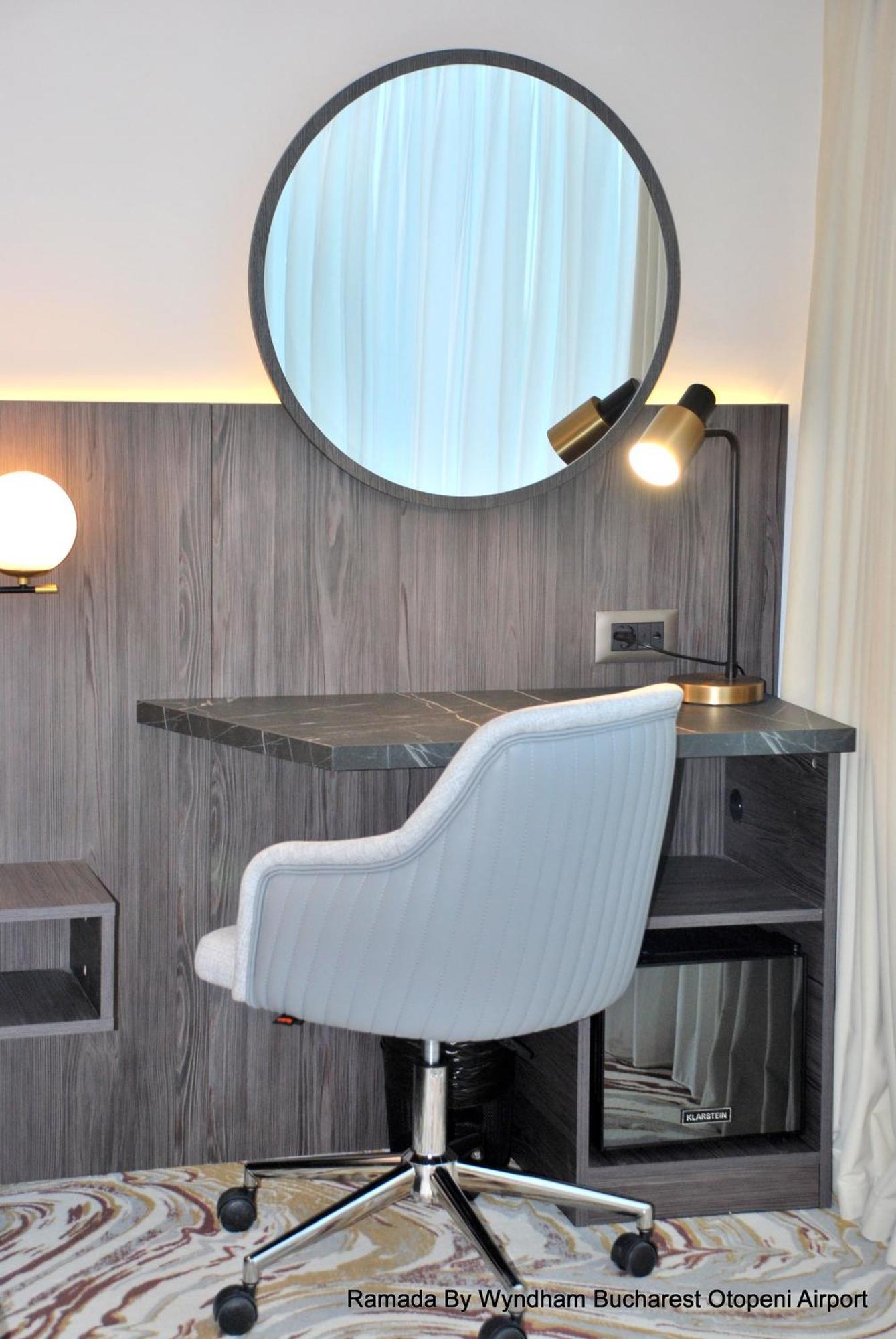 Ramada By Wyndham Bucharest Airport Hotel Otopeni