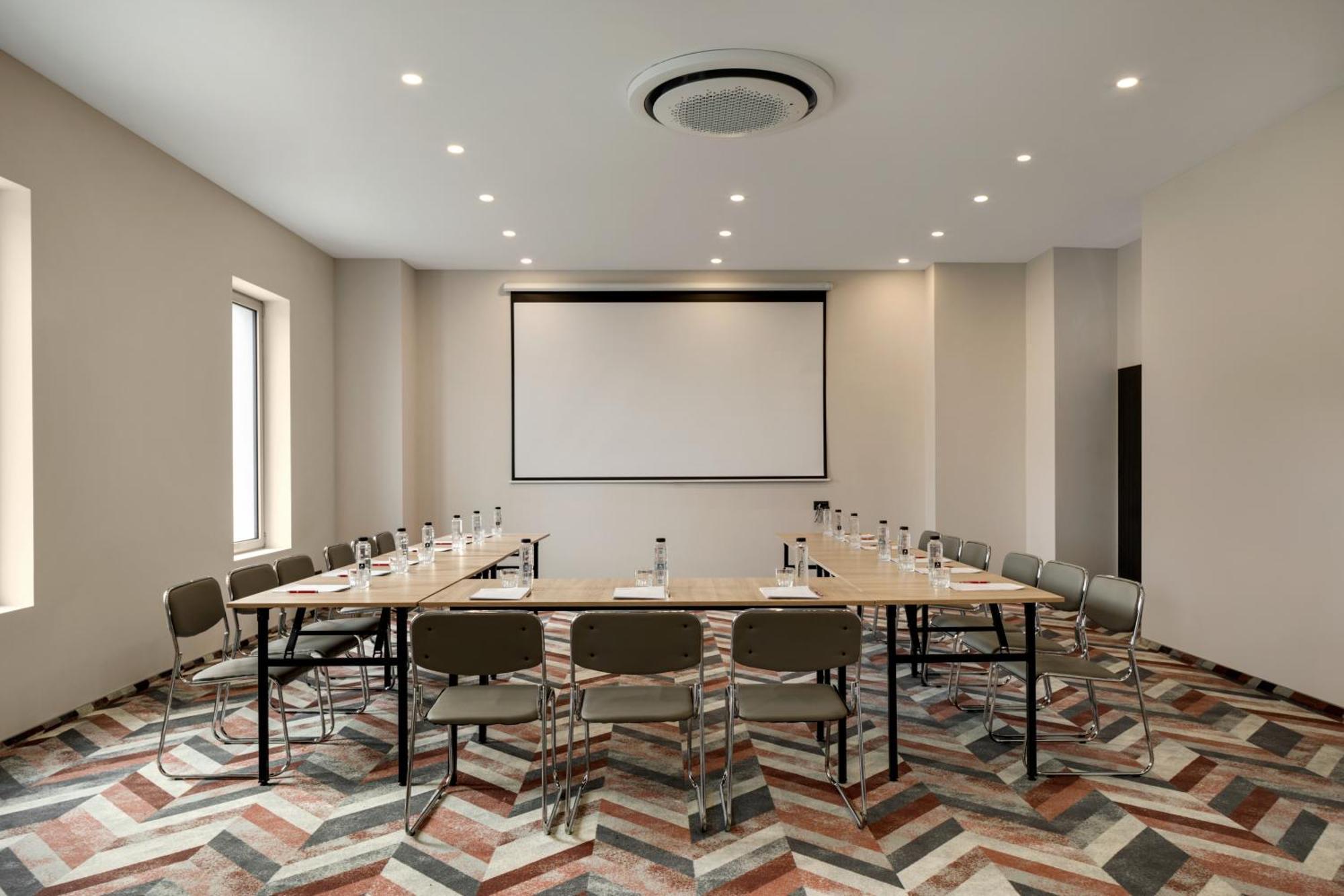 Ramada By Wyndham Bucharest Airport