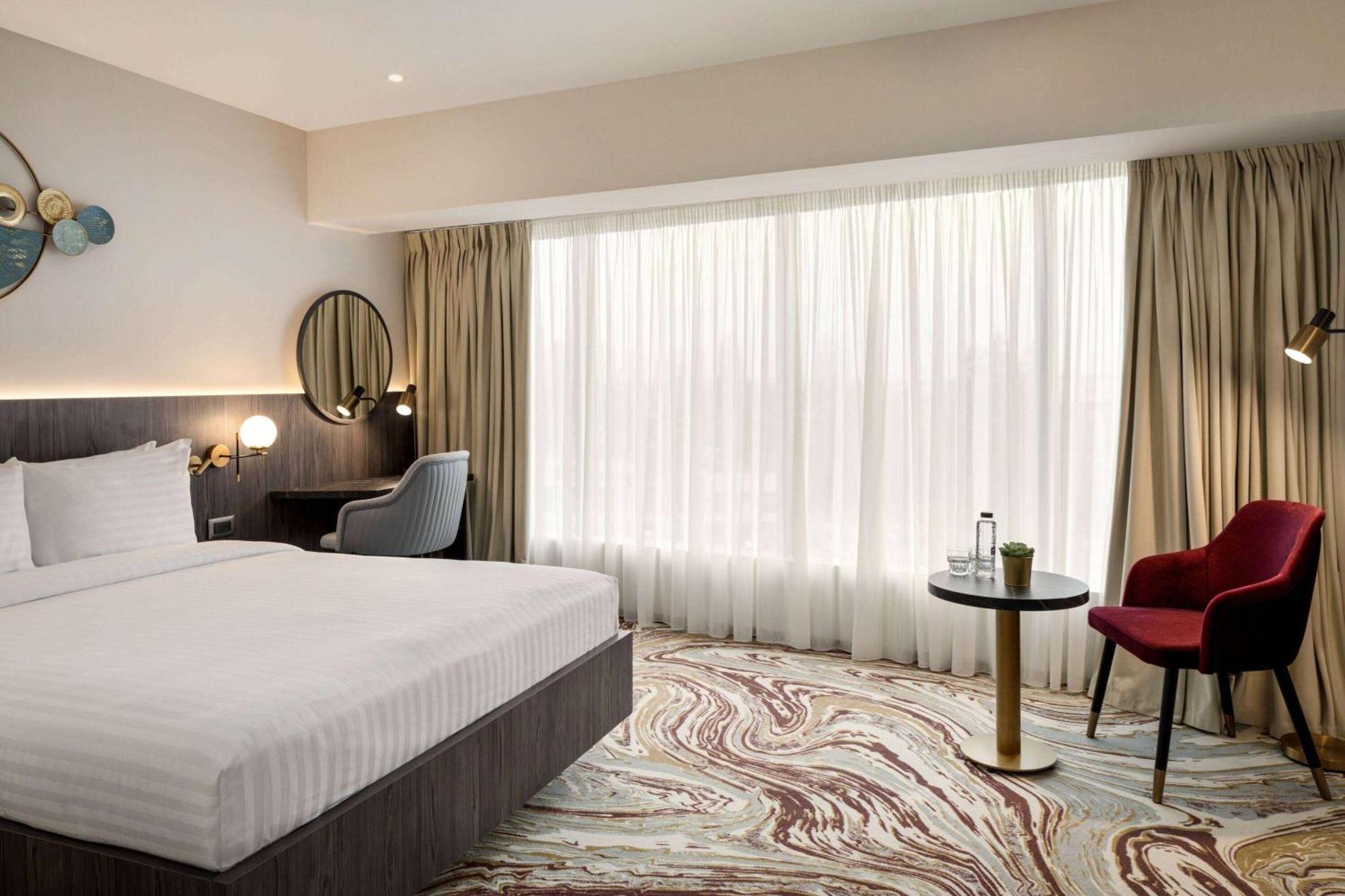 Ramada By Wyndham Bucharest Airport Hotel